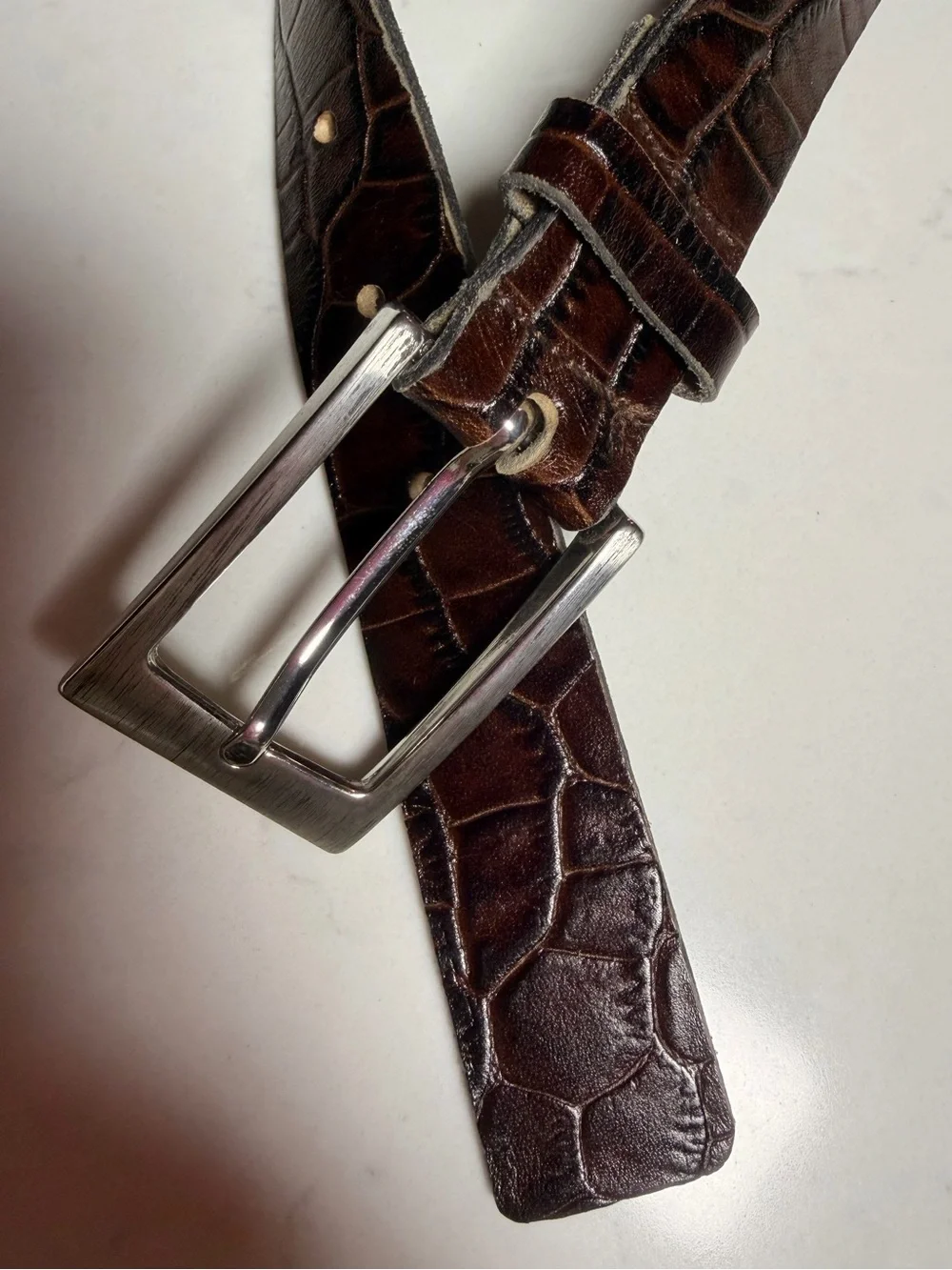 H&M Men’s Brown Leather Belt Size 35-36 Made in Sweden Classic Silver Buckle